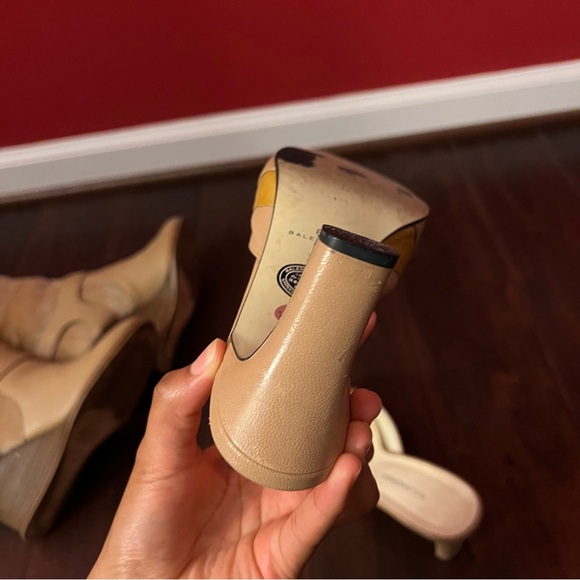 ￼ Balenciaga kitten heels with bow - Picture 5 of 7